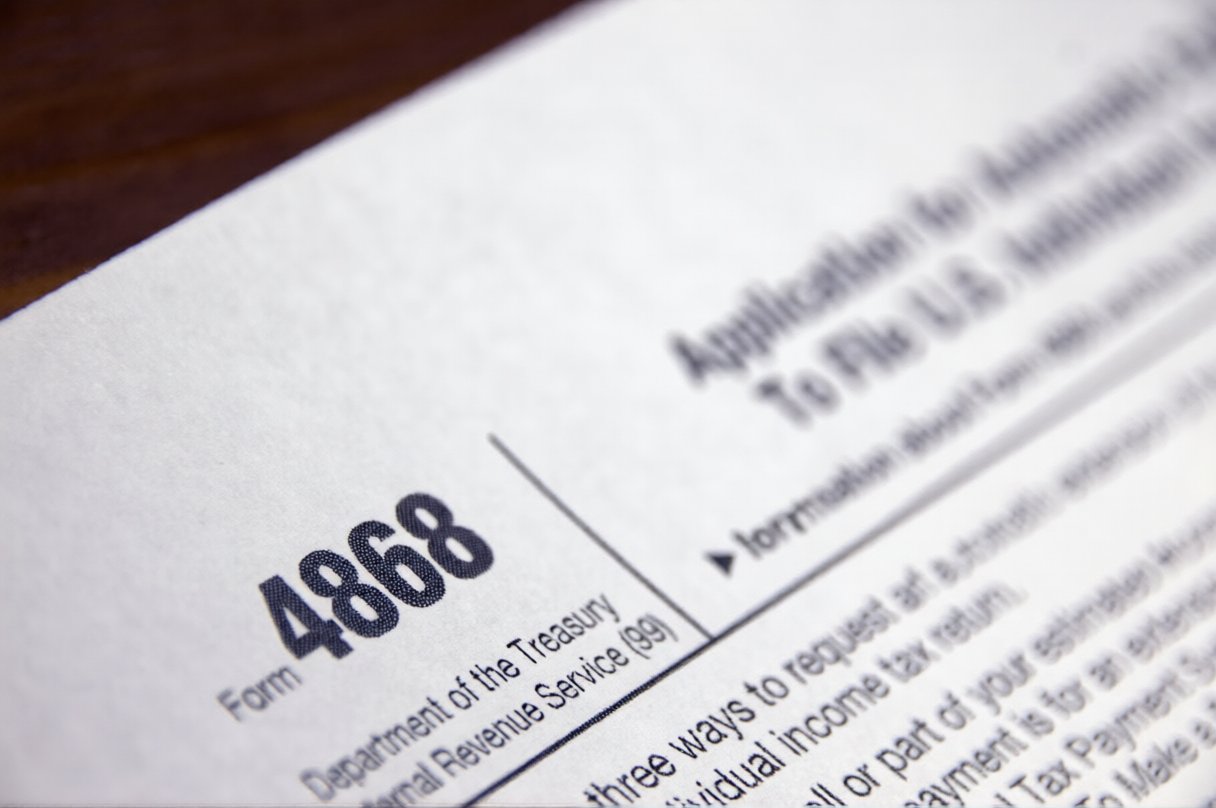 Form 4868: Paano Mag-file ng Tax Extension sa IRS — opisyal na form ng IRS para sa extension